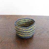 open weave with beads/mini