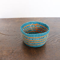 open weave with beads/mini