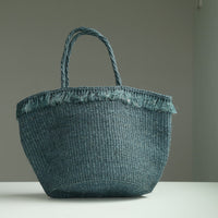 サイザルバスケット Mサイズ フリンジ ナイトブルー