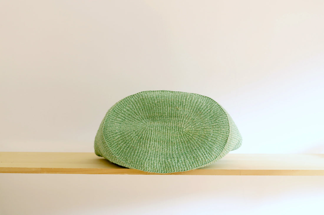 oval basket/LS mint green