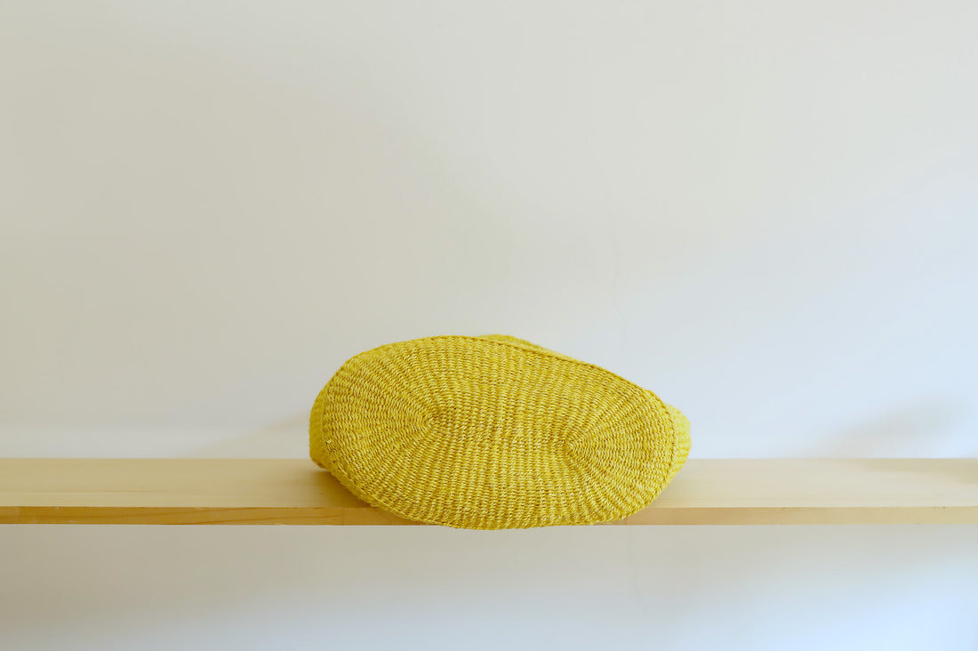 oval basket/high canary yellow