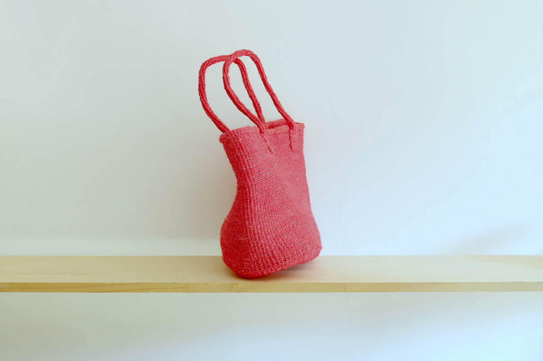 oval basket/high red orange