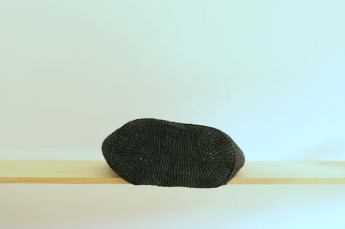 oval basket/high black